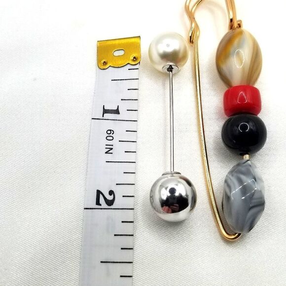 Faux pearl beaded brooch/ sweater pin set of 2. - Picture 3 of 5